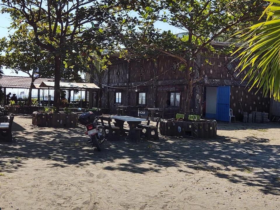 Seasun Beach Resort & Hotel Lucapon Eksteriør bilde